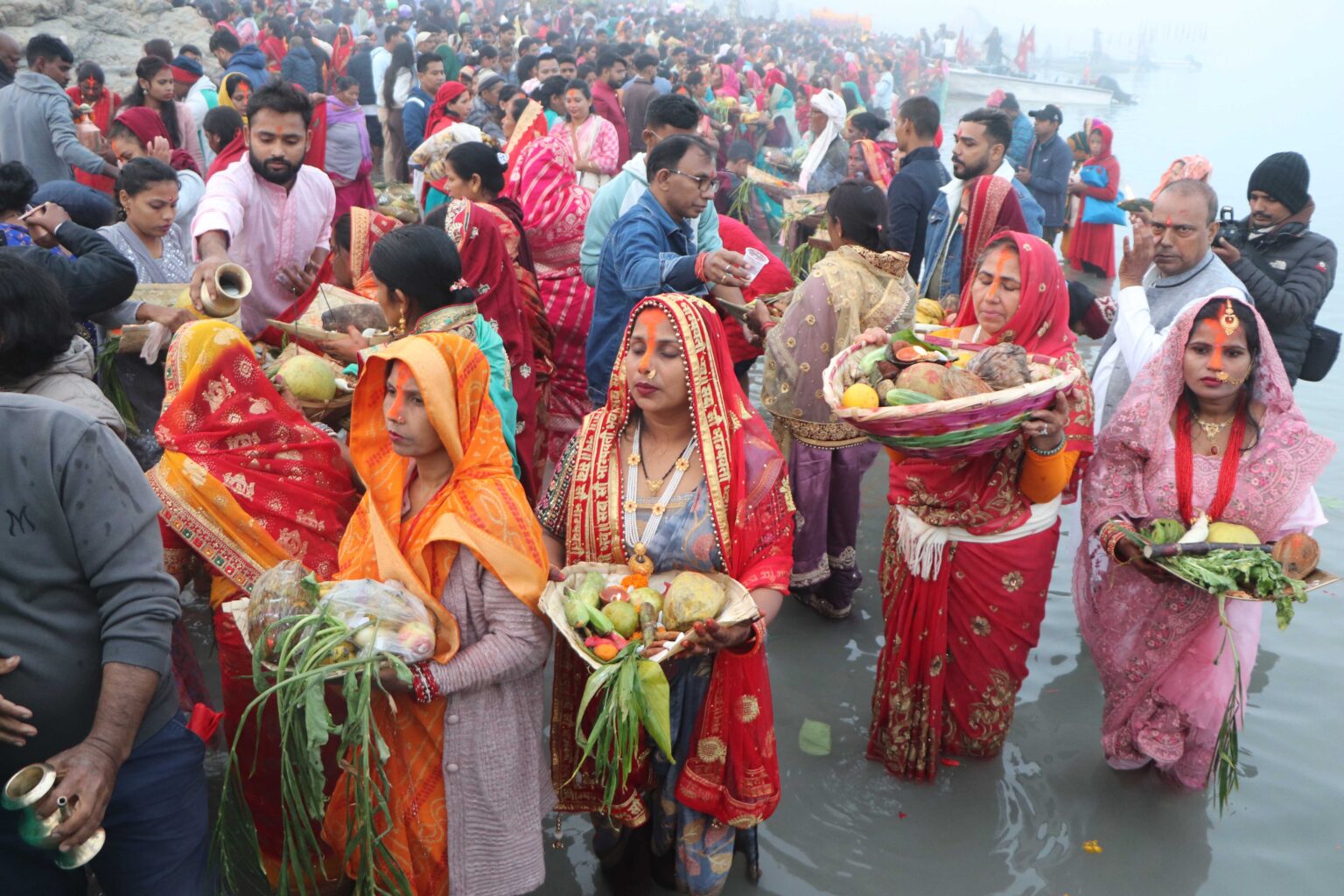 छठ पर्वको भव्य समापन