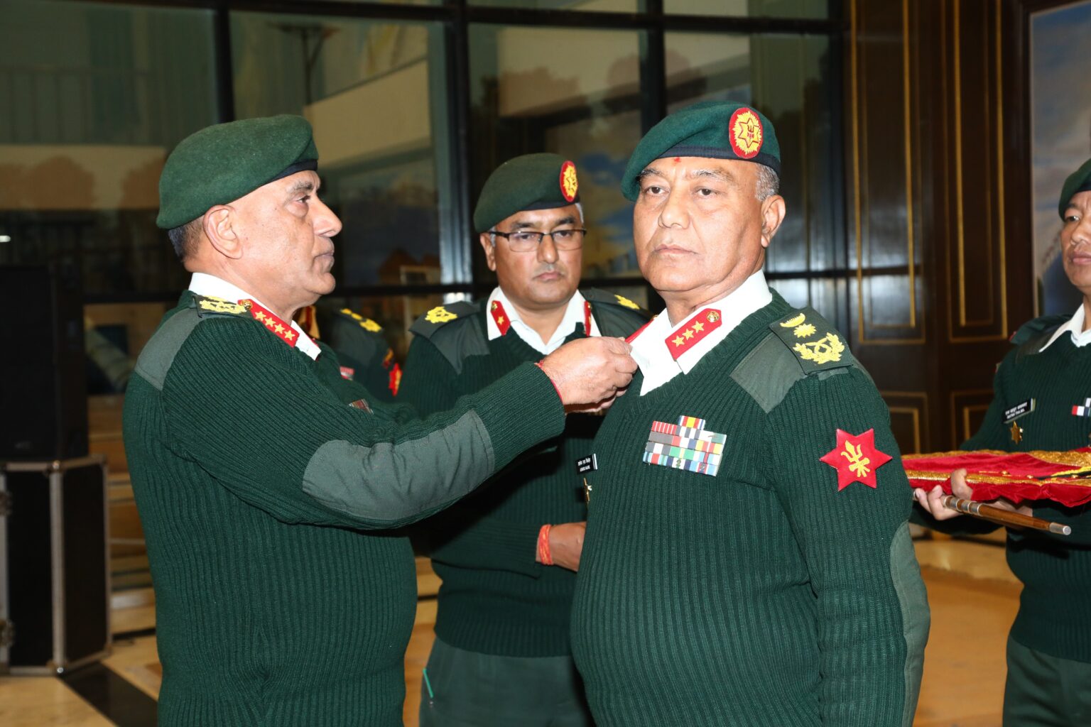 सैनिक राजनीतिबाट टाढा रहेका सिग्देल बने रथी, भदौबाट सेनापति