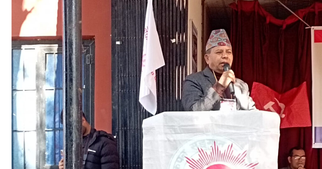 कपनका खोलाहरु पुरेर ढल हाल्ने काम गरेका मिठाराम अधिकारीद्वारा कपन डुबान विषयमा गगन थापा र बालेन शाहको आलोचना