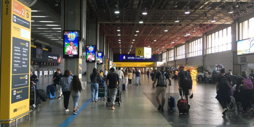 ब्राजिलको नेपाली एम्बेसीको विज्ञप्ति : अवैध बाटोबाट अमेरिका हिँडेका १७६ नेपाली सकुशल छन्