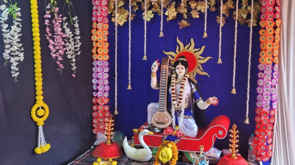 आज बसन्त पञ्चमी, विद्याकी देवी सरस्वतीको पूजा गरी मनाइँदै