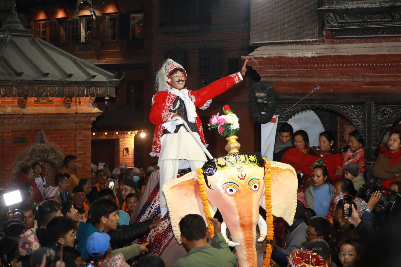 १२ वर्षपछि फेरि ब्युँतियो नगदेशको पुलिकिसी जात्रा