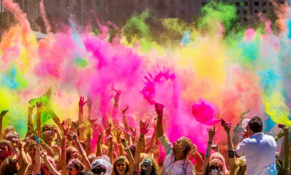 आज तराई मधेसमा होली पर्व मनाइँदै, २२ जिल्लामा सार्वजनिक बिदा