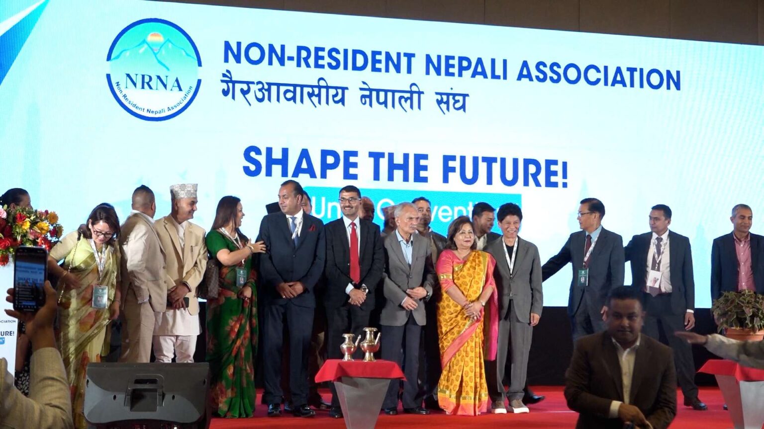 एकता महाधिवेशनबाटै एनआरएनएको फुट !